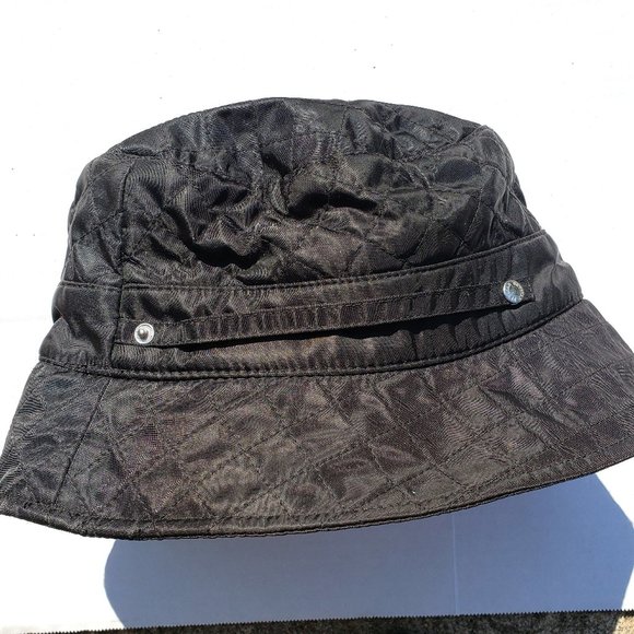 betmar Accessories - Betmar Quilted Black Rain Hat with Button Strap